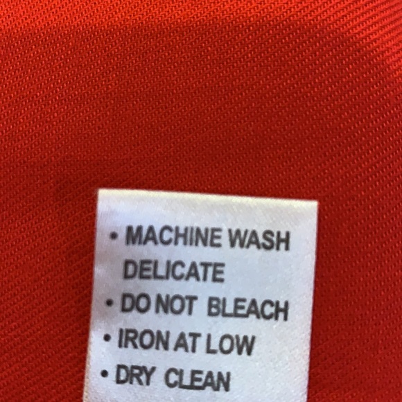 LF Cropped Red Blazer - Picture 10 of 11